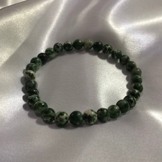 Green Dot Stone